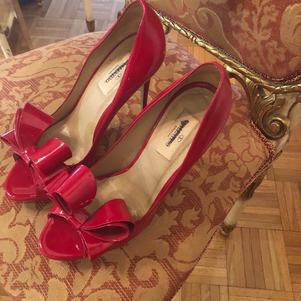 Valentino peep-toe pumps